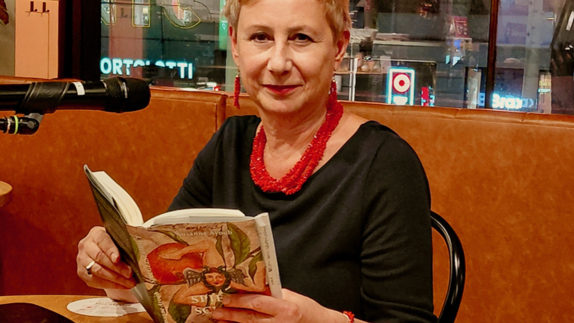 Autorin Susanne Ayoub