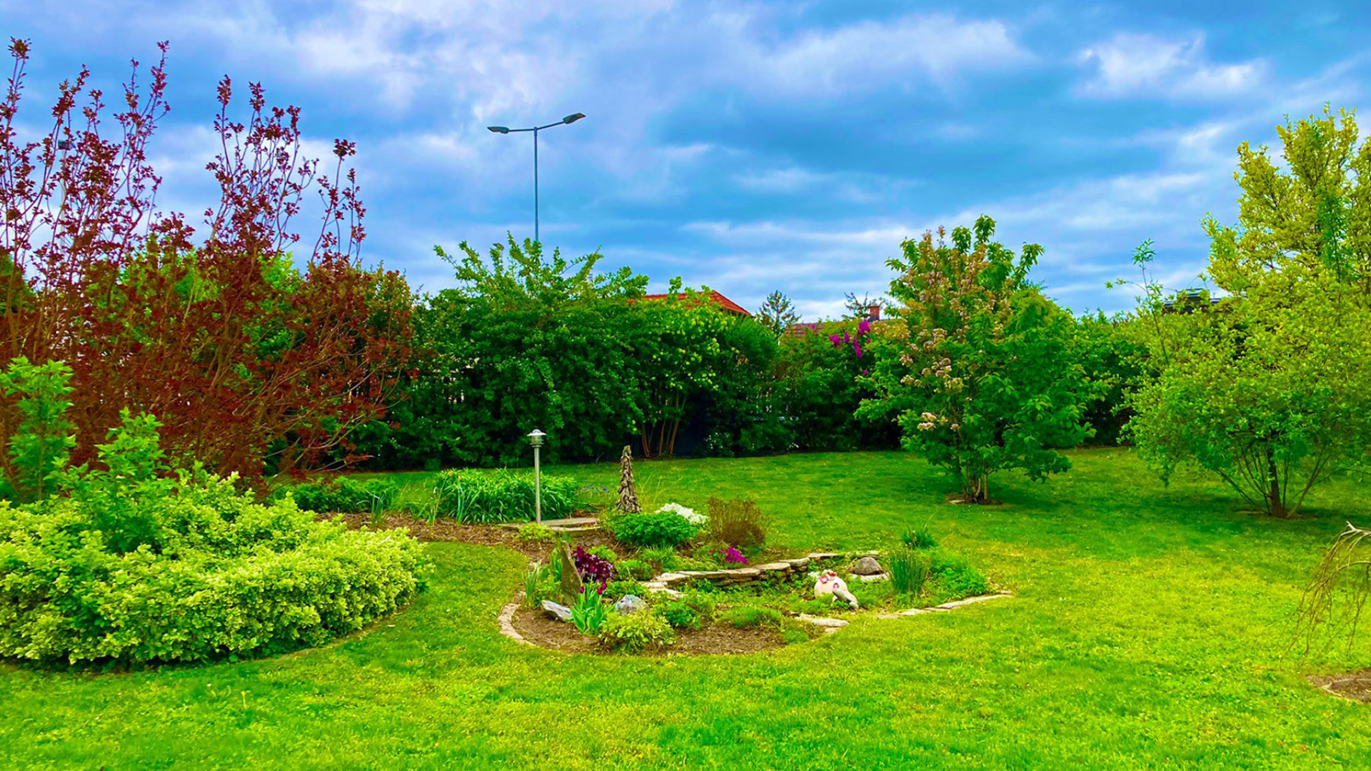Gartenarbeit für Frauen: Tipps der Hofmann Günter GmbH