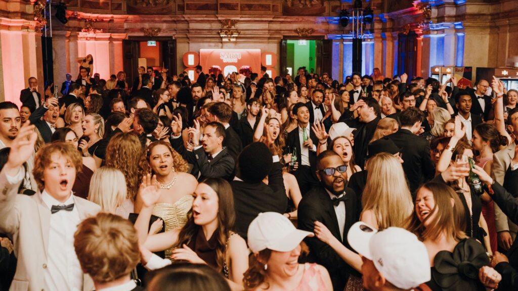 Tanzfläche am Wiener HipHop Ball