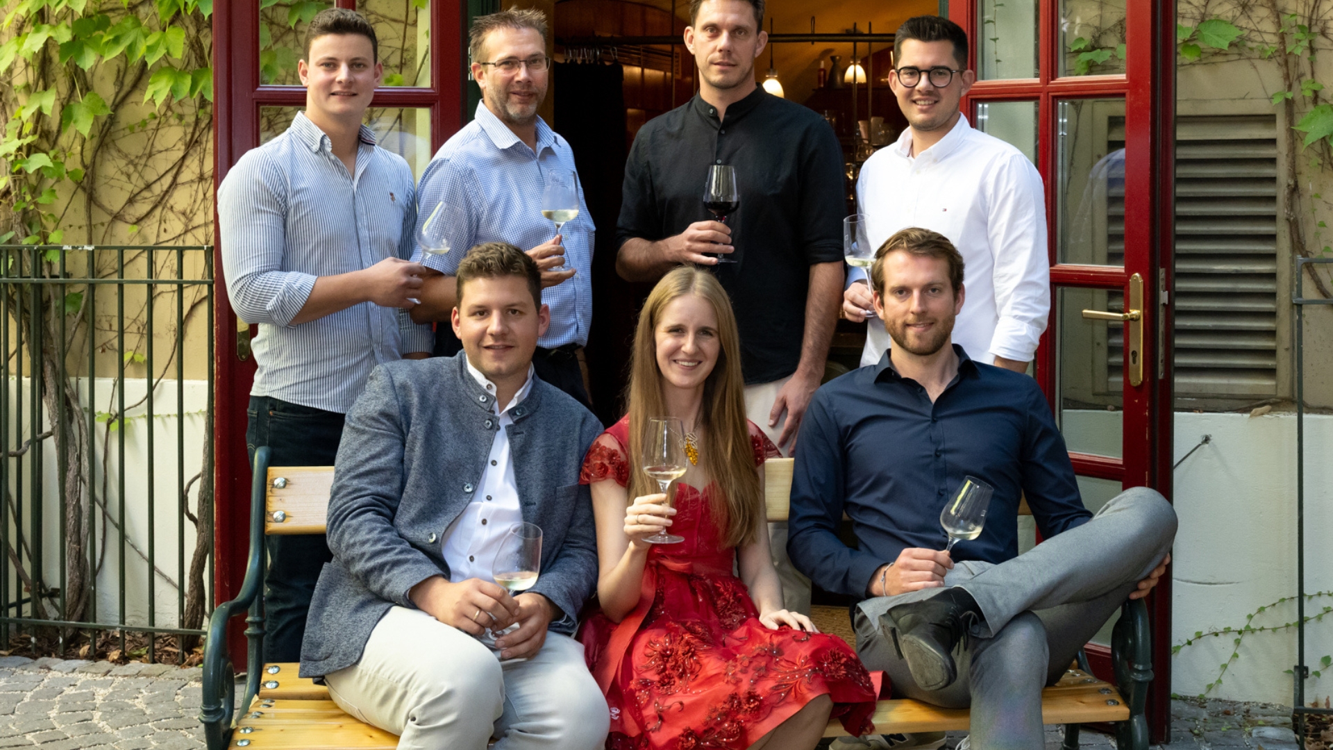 Die sechs Finalisten der Schlossquadrat Trophy 2026 und Jürgen Geyer