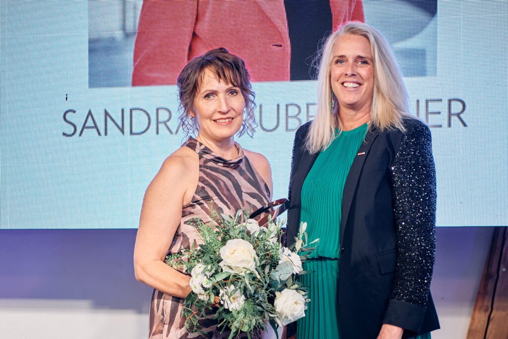 Sandra Gruberbauer mit Vera Sares