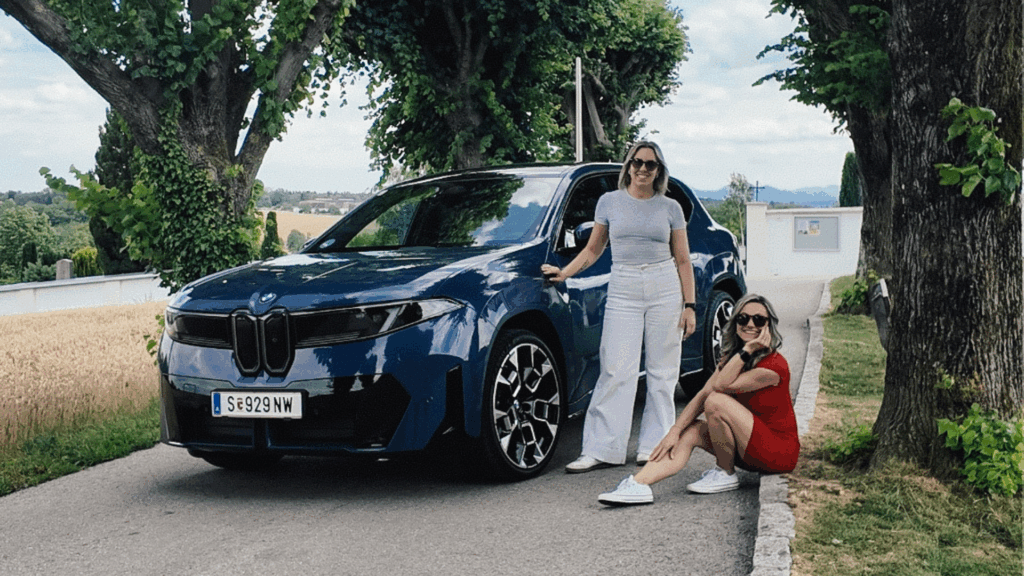 BMW iX3 mit Nicole Madlmayr und Ana Mrvelj