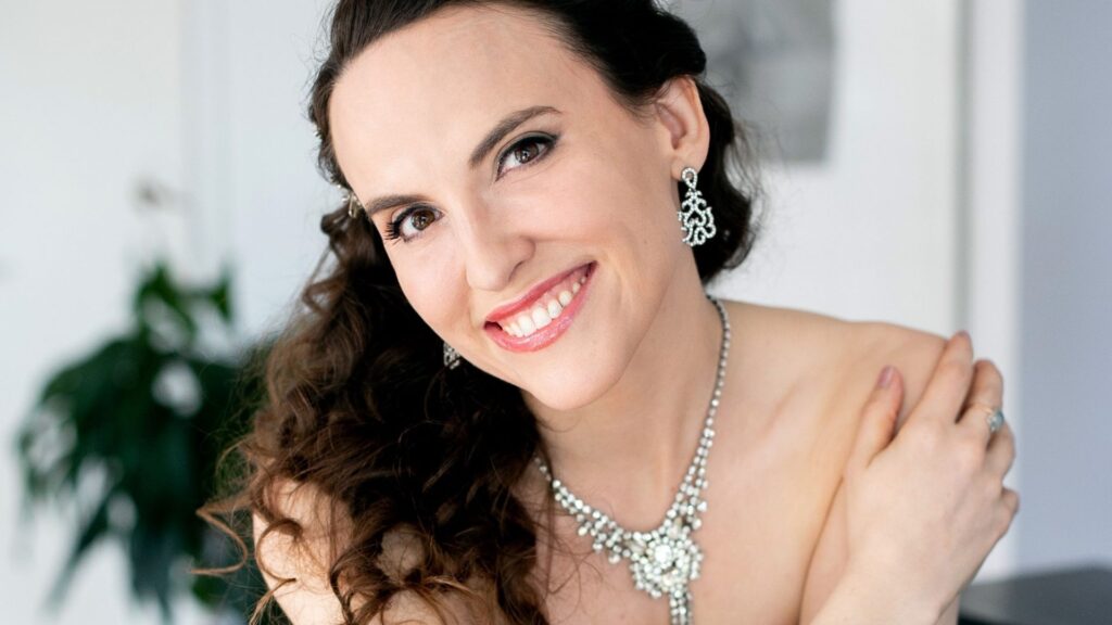 Rebecca Nelson