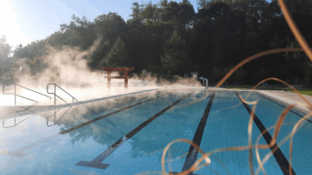 Linsberg Asia: Außenpool